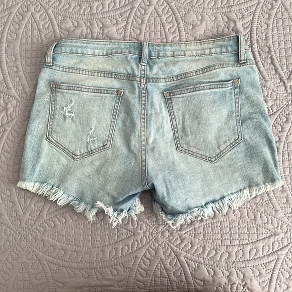 JUST USA Jean Shorts - Picture 2 of 3